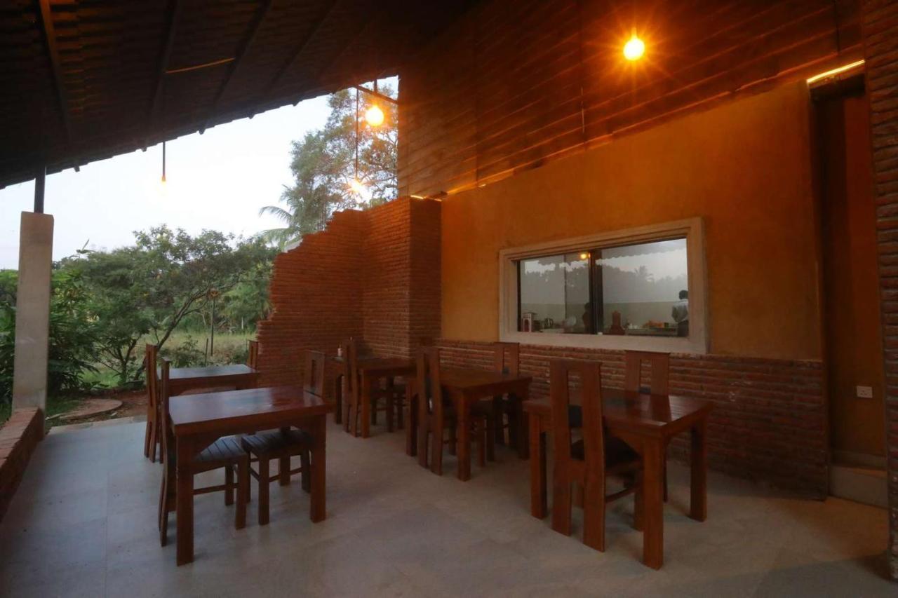 Monaara Leisure - 3* Anuradhapura